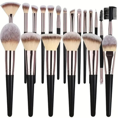 Professional Makeup Brush – Precise & Gentle Application